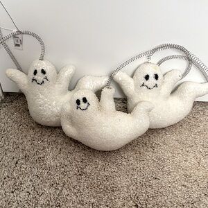 🆕GIFT CRAFT: Charming White Ghost Figurines - Set of 3 (SEE PICTURES)